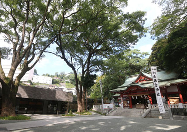 函館八幡宮境内の神前式